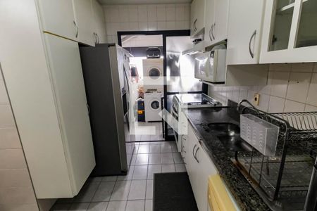 Cozinha - Armários de apartamento à venda com 3 quartos, 110m² em Morumbi, São Paulo