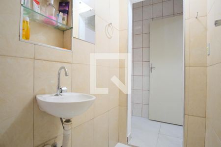 Banheiro 1 de casa à venda com 1 quarto, 100m² em Vila Granada, São Paulo