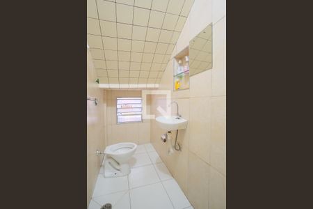 Banheiro 1 de casa à venda com 1 quarto, 100m² em Vila Granada, São Paulo