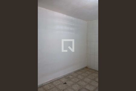 Sala / Cozinha de casa para alugar com 1 quarto, 50m² em Santo Antônio, Osasco