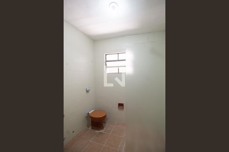 Banheiro de casa para alugar com 1 quarto, 50m² em Santo Antônio, Osasco