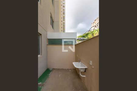 Área de Serviço de apartamento para alugar com 2 quartos, 83m² em Buritis, Belo Horizonte