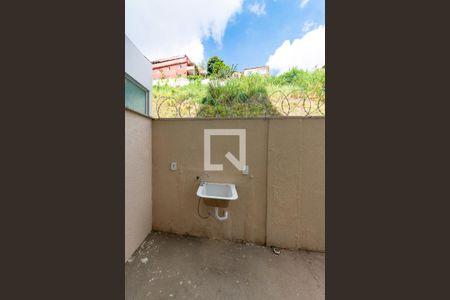 Área de Serviço de apartamento para alugar com 2 quartos, 83m² em Buritis, Belo Horizonte