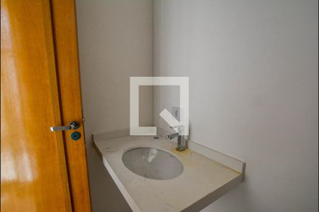 Lavabo de casa à venda com 3 quartos, 194m² em Vila Pires, Santo André