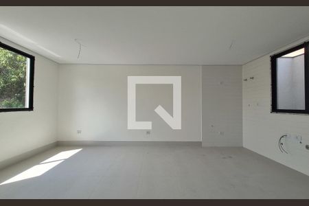 Cozinha de casa à venda com 3 quartos, 194m² em Vila Pires, Santo André