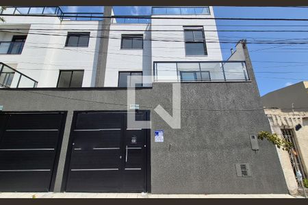 Fachada de casa à venda com 3 quartos, 194m² em Vila Pires, Santo André