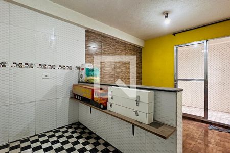 Edícula de casa à venda com 4 quartos, 260m² em Vila Maricy, Guarulhos