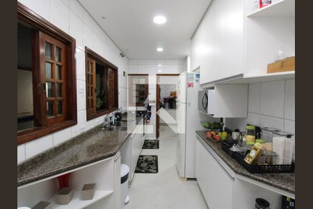 Cozinha de casa para alugar com 4 quartos, 300m² em Jardim Guapira, São Paulo