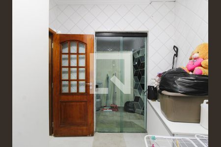 Área de Serviço de casa para alugar com 4 quartos, 300m² em Jardim Guapira, São Paulo