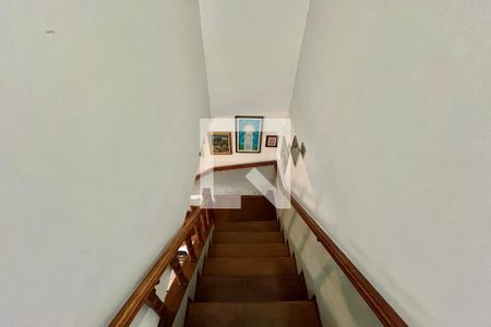 Escada de casa à venda com 3 quartos, 500m² em Americanópolis, São Paulo