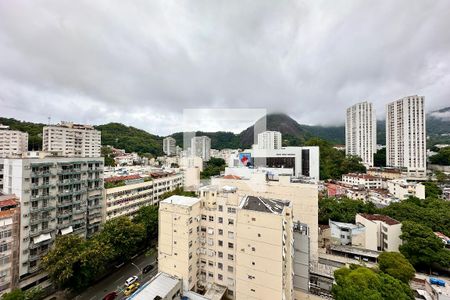 Vista de kitnet/studio para alugar com 1 quarto, 24m² em Laranjeiras, Rio de Janeiro