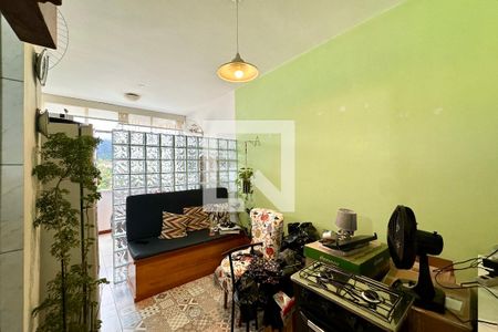 Sala/Quarto de kitnet/studio para alugar com 1 quarto, 24m² em Laranjeiras, Rio de Janeiro