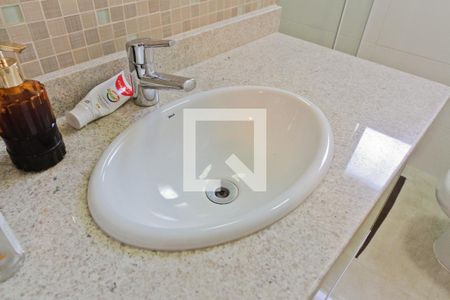 Banheiro de apartamento à venda com 2 quartos, 85m² em Vila Pereira Barreto, São Paulo