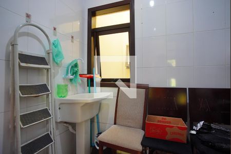 Área de Serviço de casa à venda com 5 quartos, 330m² em Jardim São Pedro, Porto Alegre