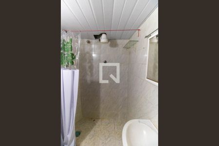 Banheiro de kitnet/studio para alugar com 1 quarto, 25m² em Centro, Niterói