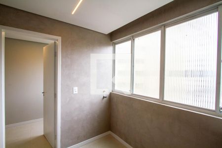 Área de Serviço de apartamento para alugar com 3 quartos, 150m² em Cristo Rei, Curitiba