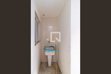 Área de serviço de casa à venda com 4 quartos, 250m² em Cidade das Flores, Osasco