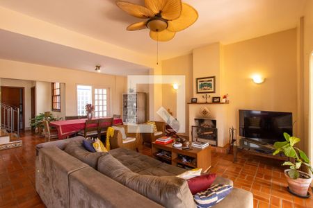 Sala de casa de condomínio para alugar com 6 quartos, 272m² em Granja Viana, Cotia