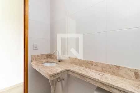 Banheiro de apartamento à venda com 2 quartos, 52m² em Vila Constança, São Paulo