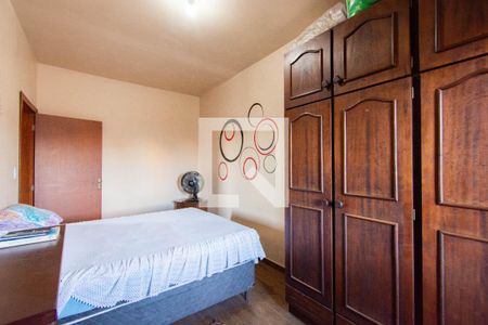 Quarto 1 de casa à venda com 6 quartos, 300m² em Fátima, Canoas