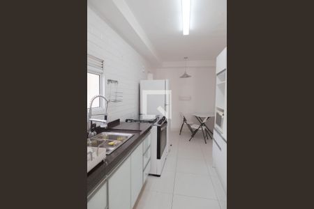 Cozinha de apartamento à venda com 4 quartos, 114m² em Vila Santo Antonio, Guarulhos
