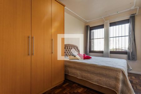 Quarto 1 de apartamento à venda com 2 quartos, 70m² em Independência, Porto Alegre