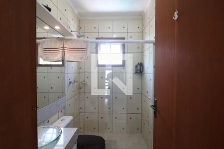 Banheiro da Suíte 2 de casa à venda com 3 quartos, 246m² em Harmonia, Canoas