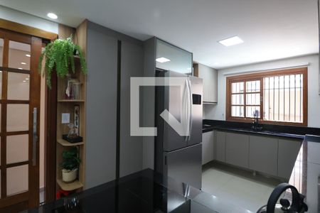 Cozinha de casa à venda com 3 quartos, 246m² em Harmonia, Canoas