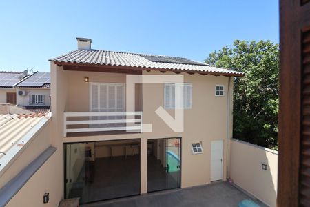Área externa de casa à venda com 3 quartos, 246m² em Harmonia, Canoas