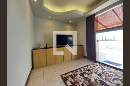 Apartamento à venda com 3 quartos, 134m² em Camargos, Belo Horizonte