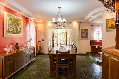 Sala de casa à venda com 5 quartos, 478m² em Vila Sonia, São Paulo