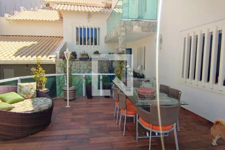 Casa à venda com 4 quartos, 290m² em São Bento, Belo Horizonte