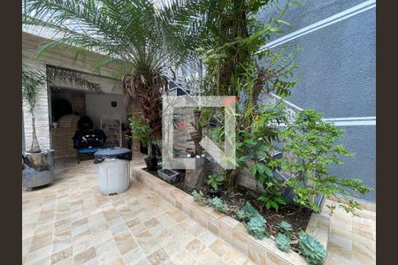 Jardim de casa à venda com 4 quartos, 200m² em Vila Lageado, São Paulo