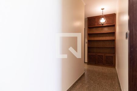 Corredor de casa para alugar com 4 quartos, 600m² em Cursino, São Paulo