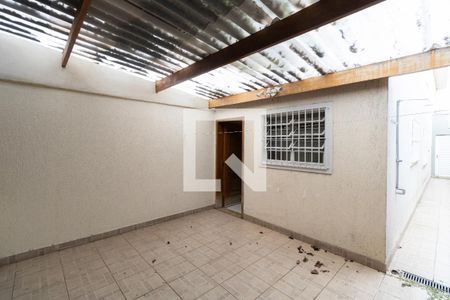 Quintal de casa à venda com 3 quartos, 142m² em Aricanduva, São Paulo