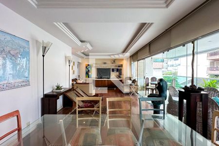 Sala de apartamento à venda com 3 quartos, 152m² em Leblon, Rio de Janeiro