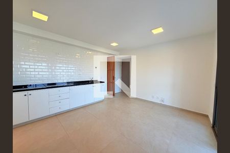 Sala/Cozinha de apartamento para alugar com 1 quarto, 51m² em Santo Amaro, São Paulo