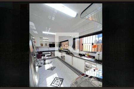 Casa à venda com 3 quartos, 345m² em Vila Carrão, São Paulo