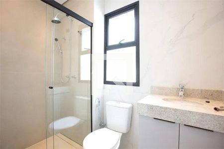 Casa à venda com 4 quartos, 320m² em Alto de Pinheiros, São Paulo