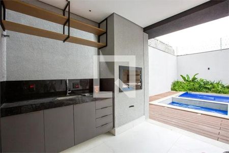 Casa à venda com 4 quartos, 320m² em Alto de Pinheiros, São Paulo