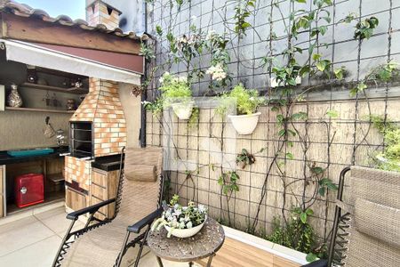 Quintal e Churrasqueira de casa à venda com 4 quartos, 170m² em Anhangabaú, Jundiaí