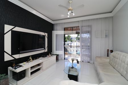 Sala de apartamento para alugar com 4 quartos, 184m² em Jardim Guanabara, Rio de Janeiro