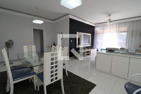 Sala de apartamento para alugar com 4 quartos, 184m² em Jardim Guanabara, Rio de Janeiro
