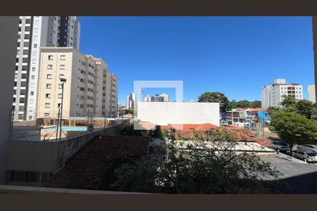 Vista da Sala de apartamento à venda com 2 quartos, 79m² em Vila Itapura, Campinas