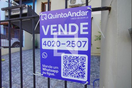 Plaquinha de casa à venda com 3 quartos, 120m² em Parque Santa Fé, Porto Alegre