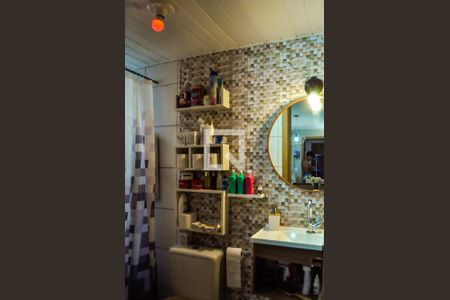 Banheiro de apartamento à venda com 2 quartos, 46m² em São José, Porto Alegre