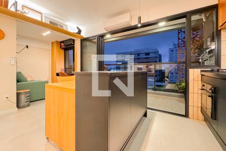 Sala/Cozinha de apartamento à venda com 1 quarto, 48m² em Vila Mariana, São Paulo