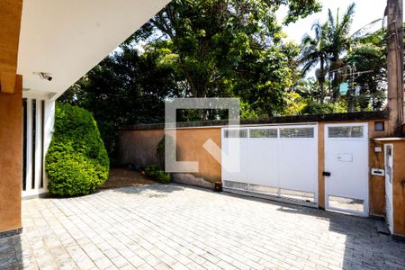 Garagem de casa para alugar com 3 quartos, 380m² em Campo Belo, São Paulo
