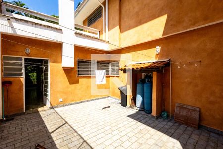 Quintal de casa para alugar com 3 quartos, 380m² em Campo Belo, São Paulo