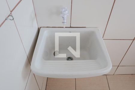 Cozinha e área de serviço de casa de condomínio para alugar com 2 quartos, 65m² em Imirim, São Paulo